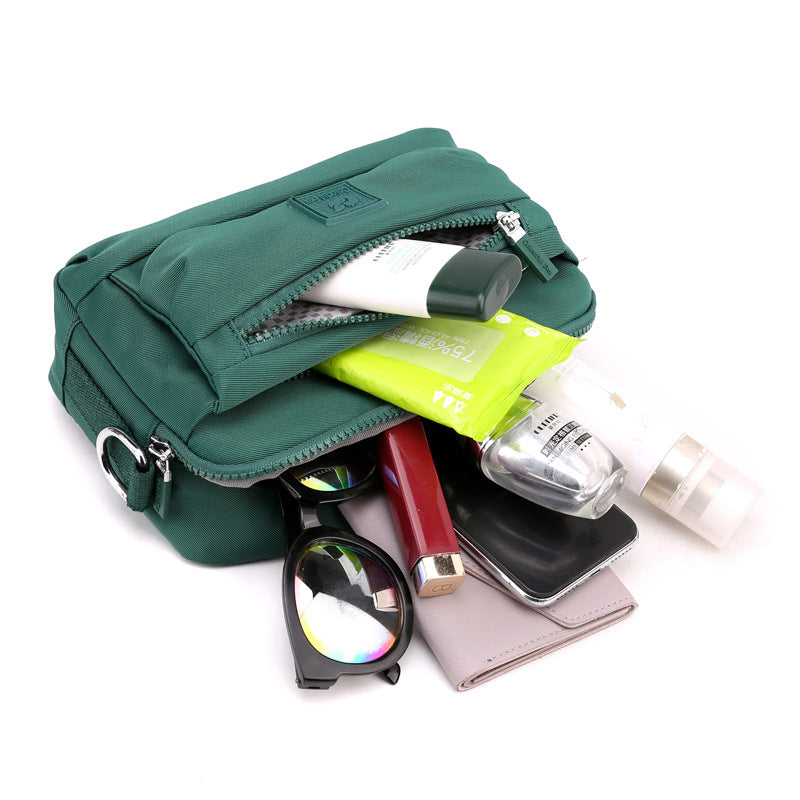 Wholesale New Water Repellent Nylon Messenger Shoulder Bag